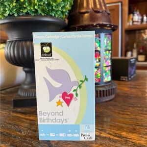Cricut Beyond Birthdays Shapes Cartridge Type Pad Make Cards Art